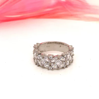 Venta caliente joyería de moda plateado Zirconia cúbica CZ anillo de eternidad para dama